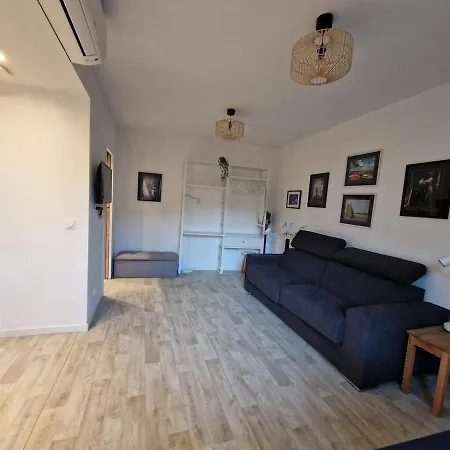 Renovated 25m2 Old Town * Antibes